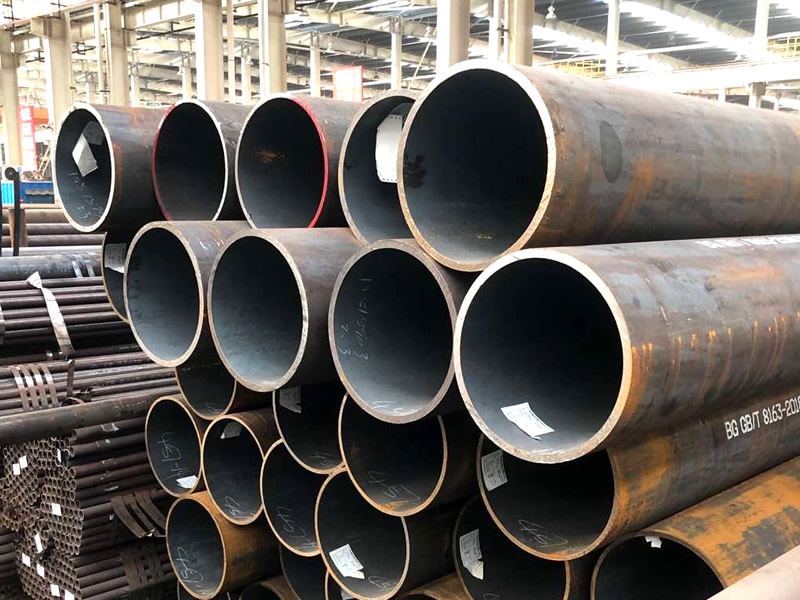 High-quality carbon steel pipe API 5L grade B.