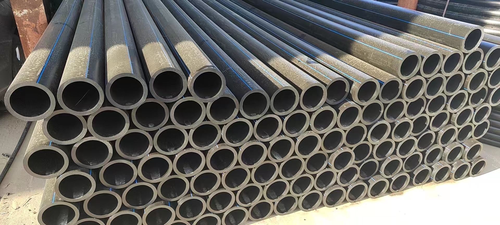 Top-notch ASTM A53 ERW steel pipe for high-quality industrial applications.