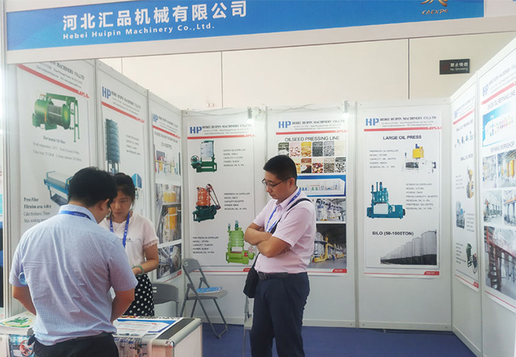 Soybean oil expeller