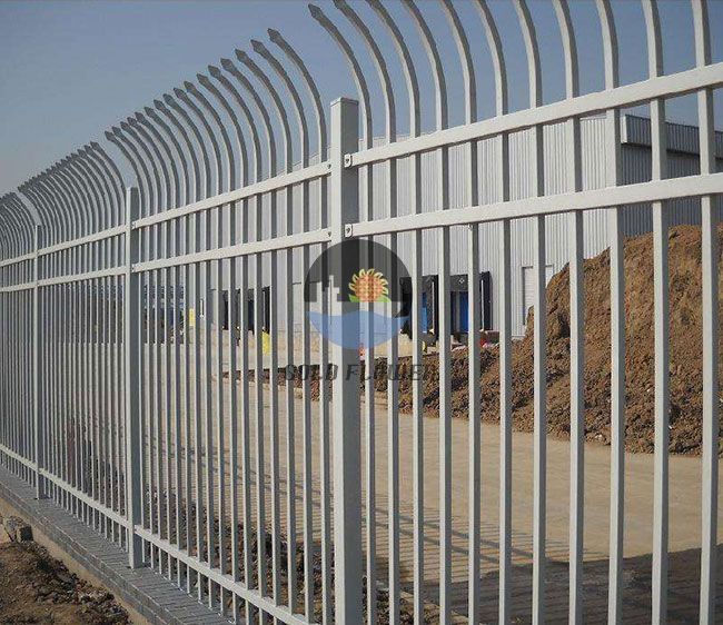 Chain-Link Wire Mesh Fence