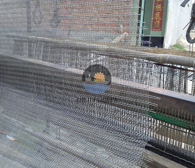 Is Wire Mesh Necessary in a Concrete Driveway?