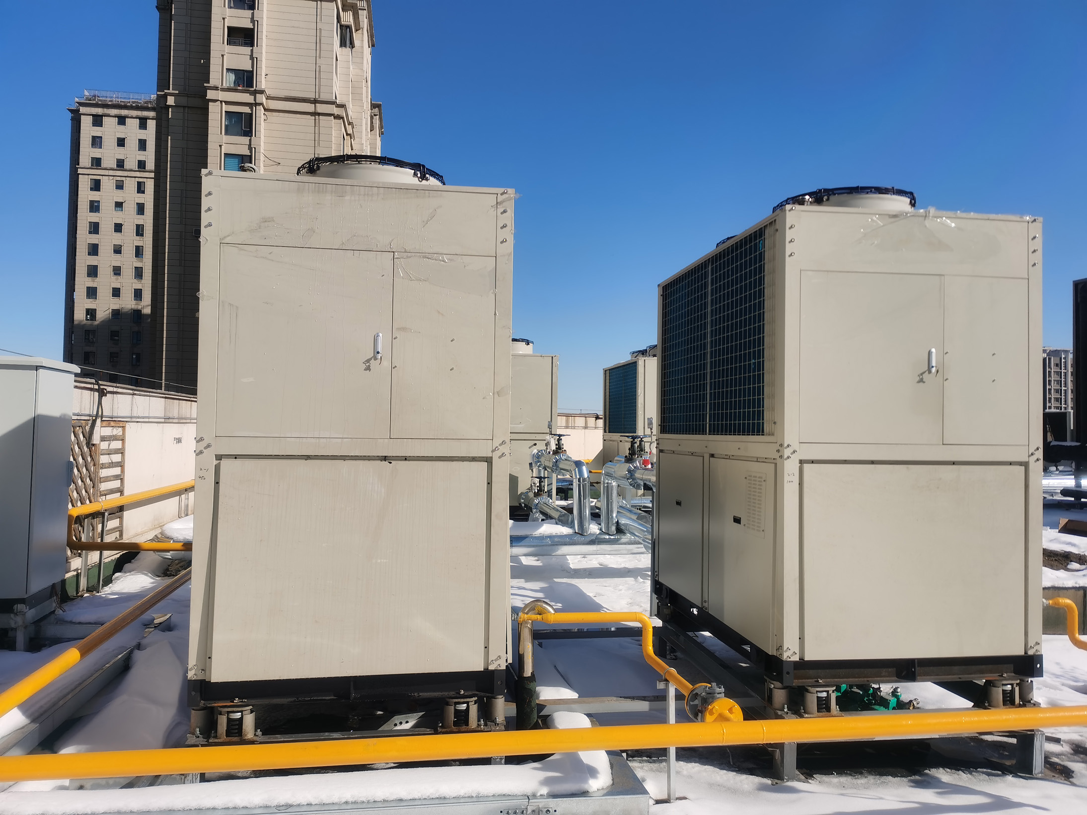 Heavy-duty cast iron sewer piping for durable and reliable wastewater management solutions.