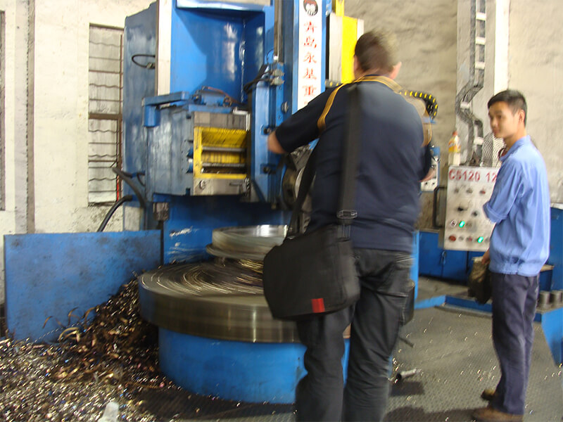 Innovative Design Solutions for Lightweight Pallet Moulds in Modern Manufacturing Processes