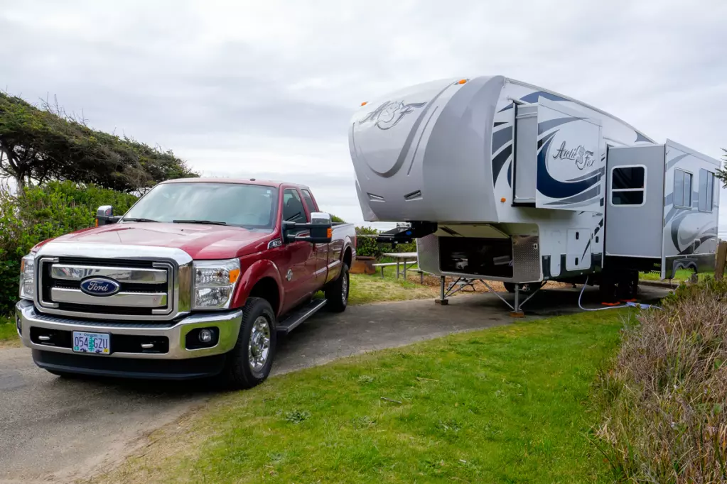 Fifth Wheel Restoration Cost Overview and Pricing Details