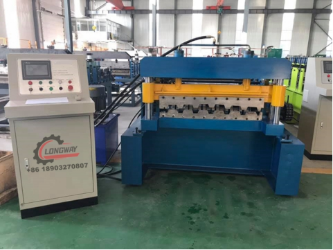 Customization Options in Metal Deck Roll Forming Machines