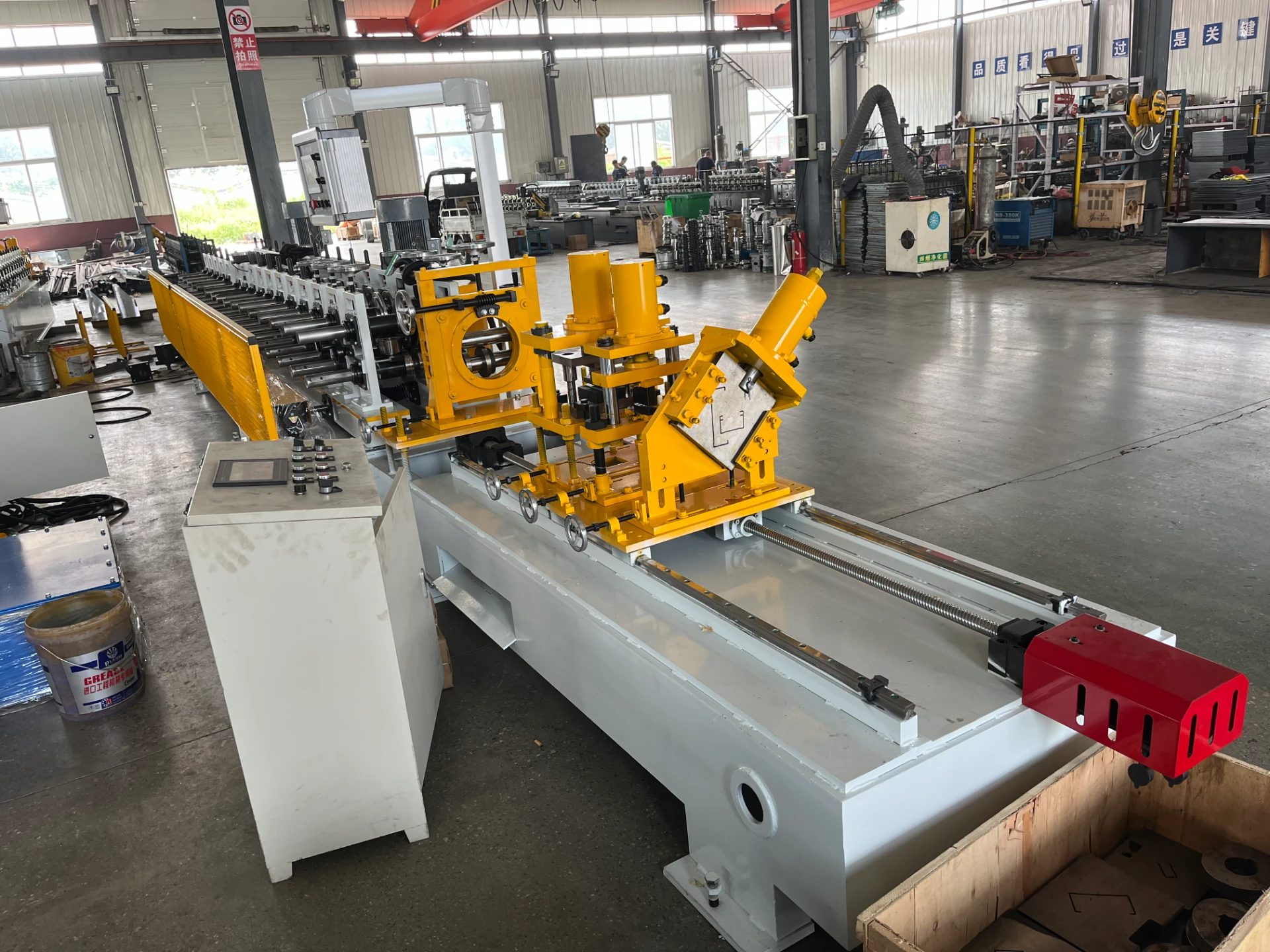 Stud and Track Roll Forming Machine: Revolutionizing Construction