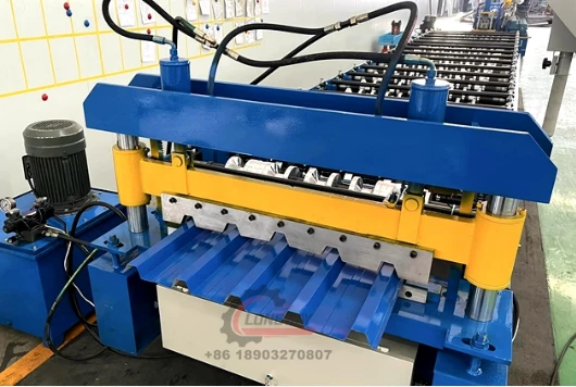 How Metal Roof Roll Forming Machines Power Prefabricated Construction