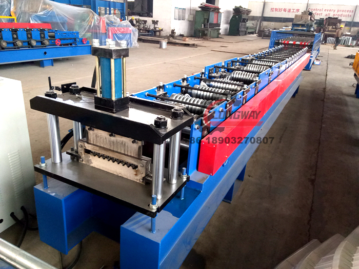 Plancha Micro Acanalada Corrugated Sheet Forming: Precision