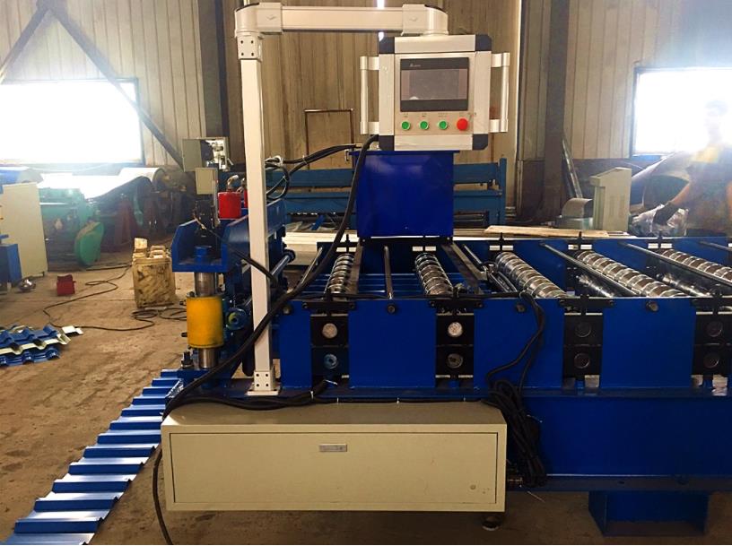 Chile PV8 Roof Panel Forming Machine - Precision PT825 Panel Production