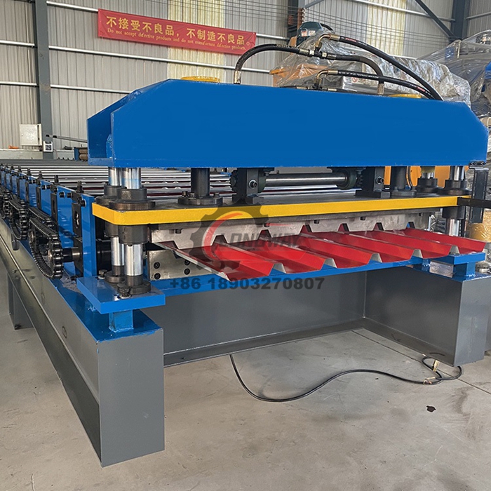 roof panel forming machine13