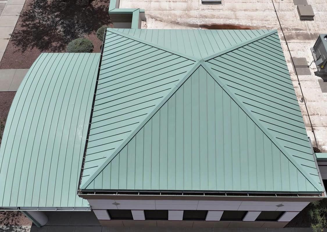 Standing Seam Roof Panel Roll Forming Machine for Efficient Metal Roofing Solutions