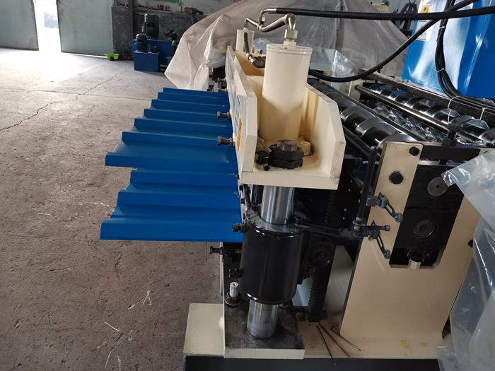 roof tile making machine