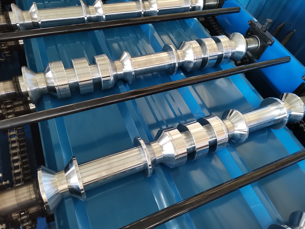 Roll Forming Machine