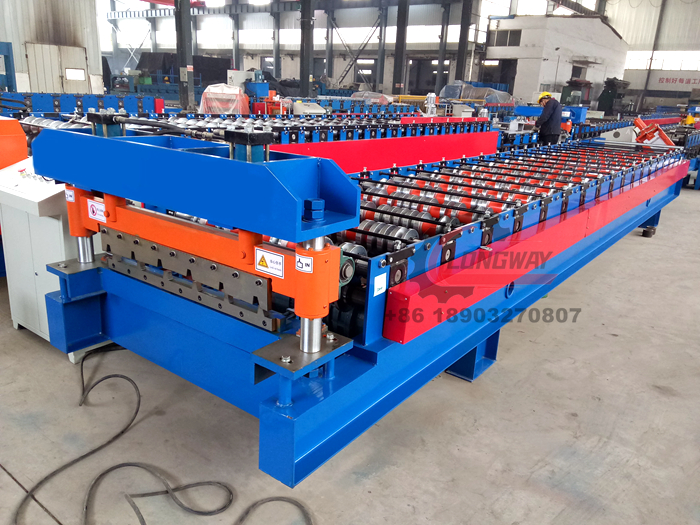 PIT 900 roofing machine