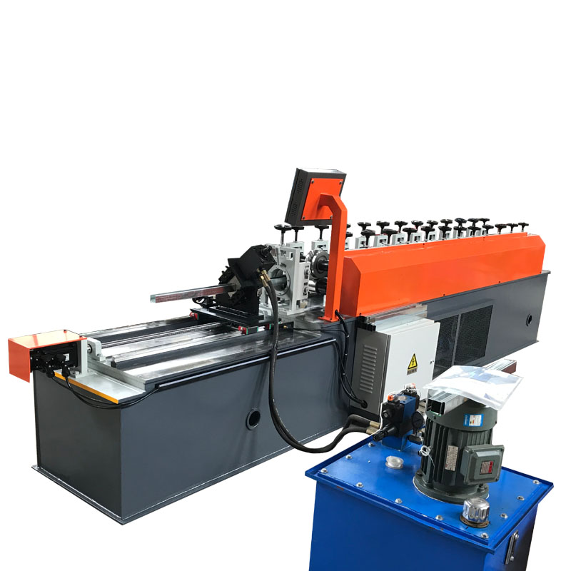 Montante Metalcon forming machine