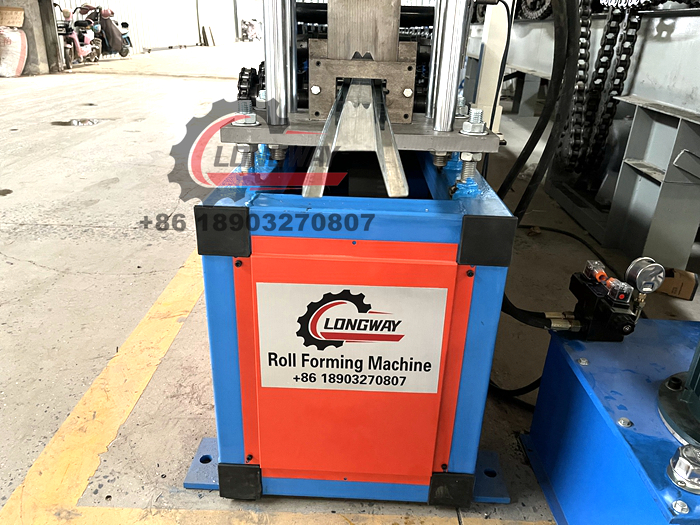 furring channel omega07