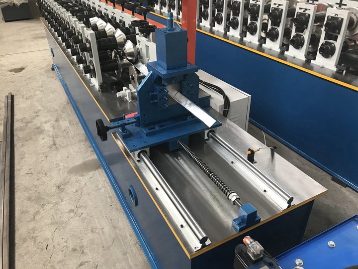 wall angle roll forming machine