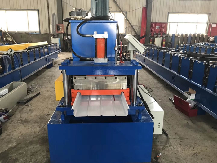 bemo standing seam roofing machine