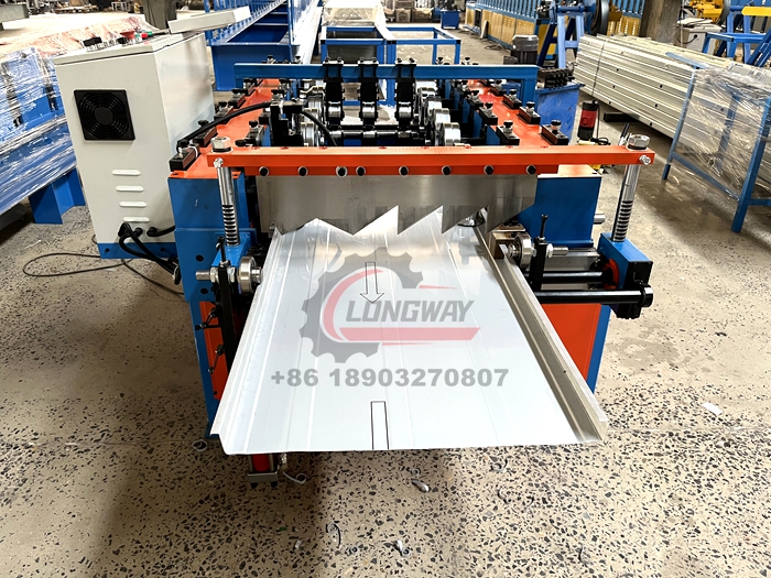 metal keel roll forming machine factory