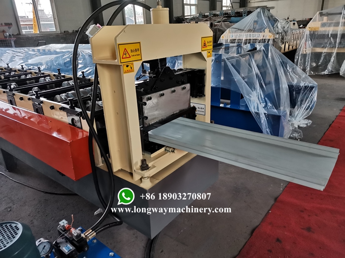 self lock roof panel machine