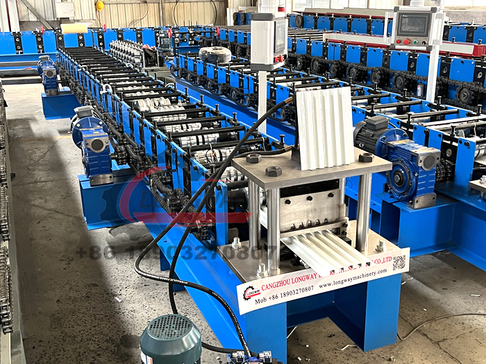 wall cladding machine