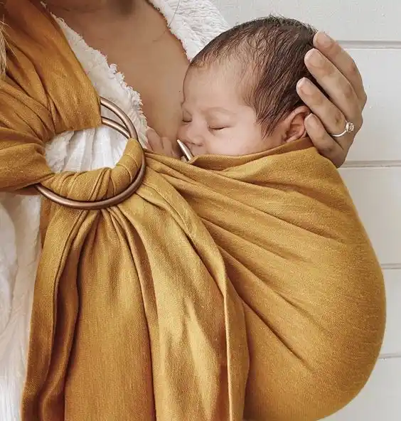 Mukautetut logolautasliinat