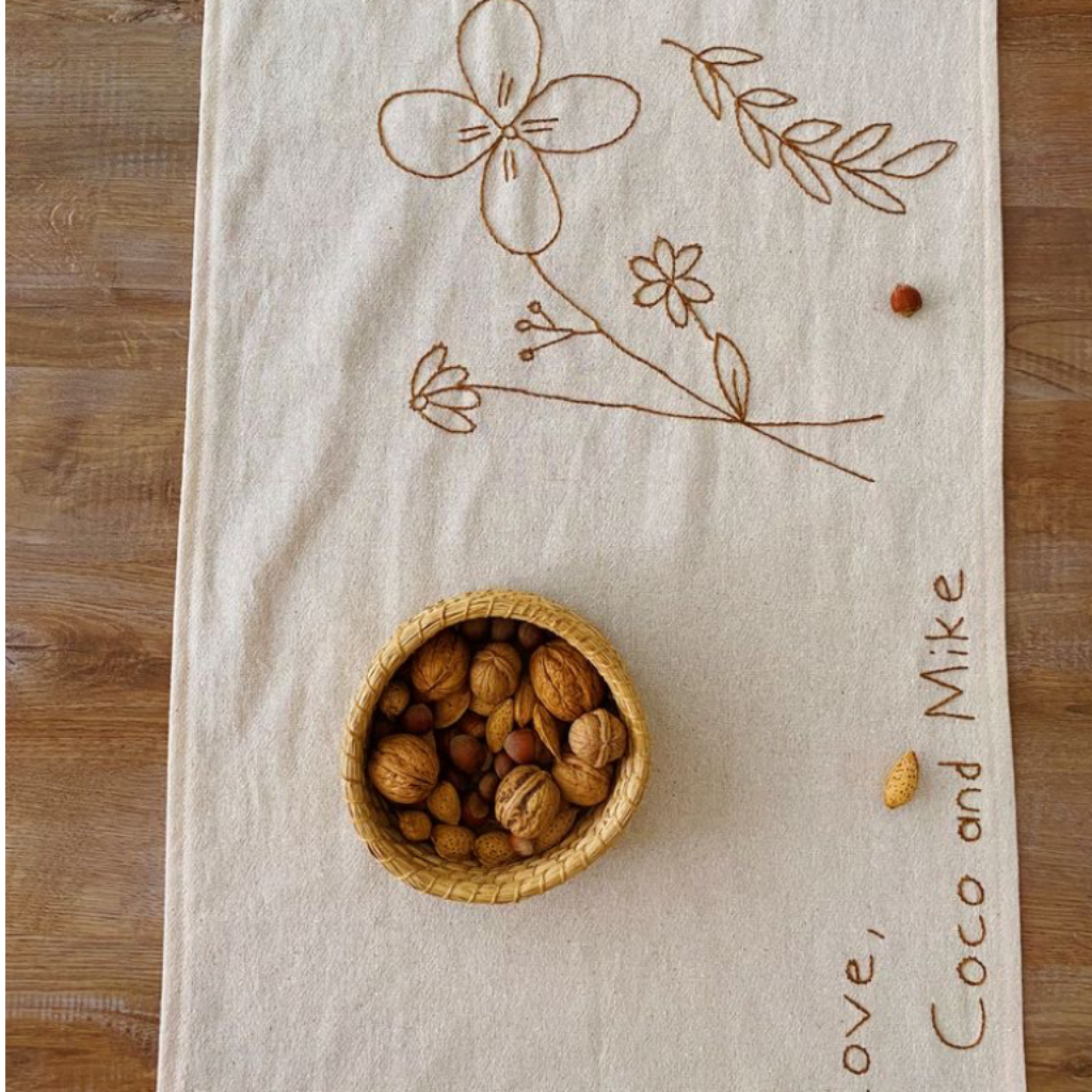 china napkins with crochet rim