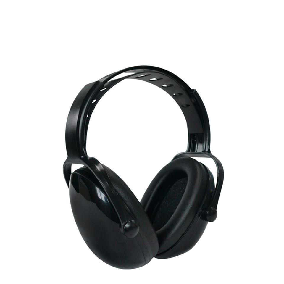 Top-quality Canadian safety clothing for optimal protection and durability