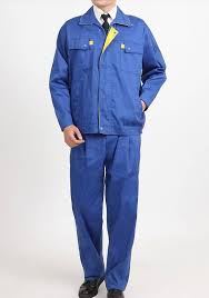 WORKWEAR MAINTENANCE TIPS: KEEPING YOUR GEAR IN TOP SHAPE