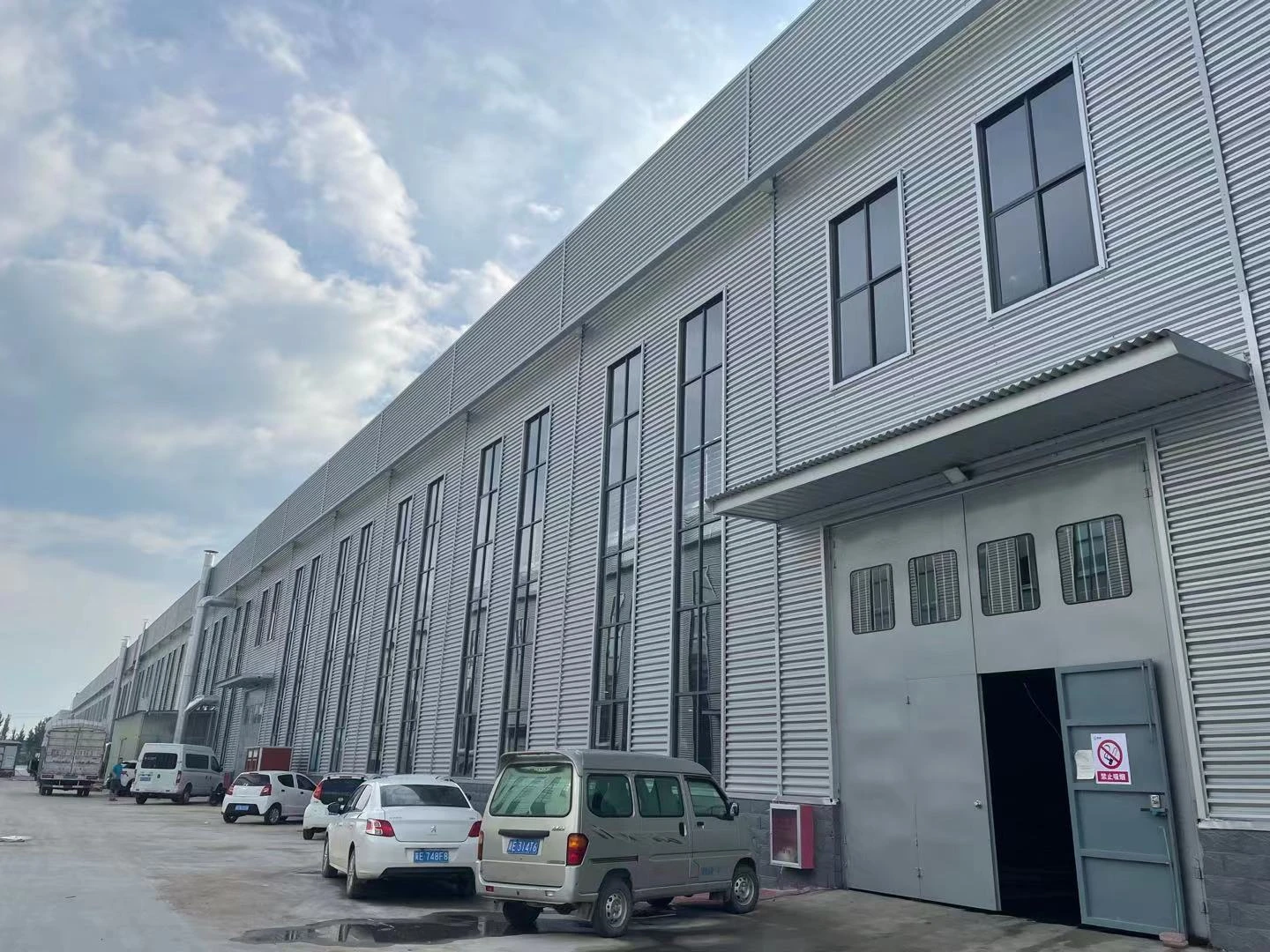 Energy Efficiency: 3M Self-Adhesive Weatherstrip Window Door Sealing