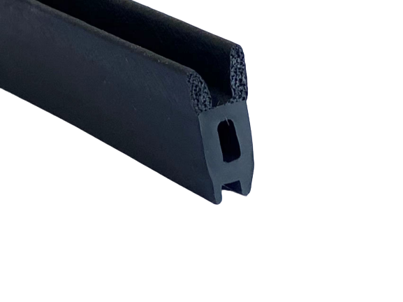 Plastic door and window sealing strip