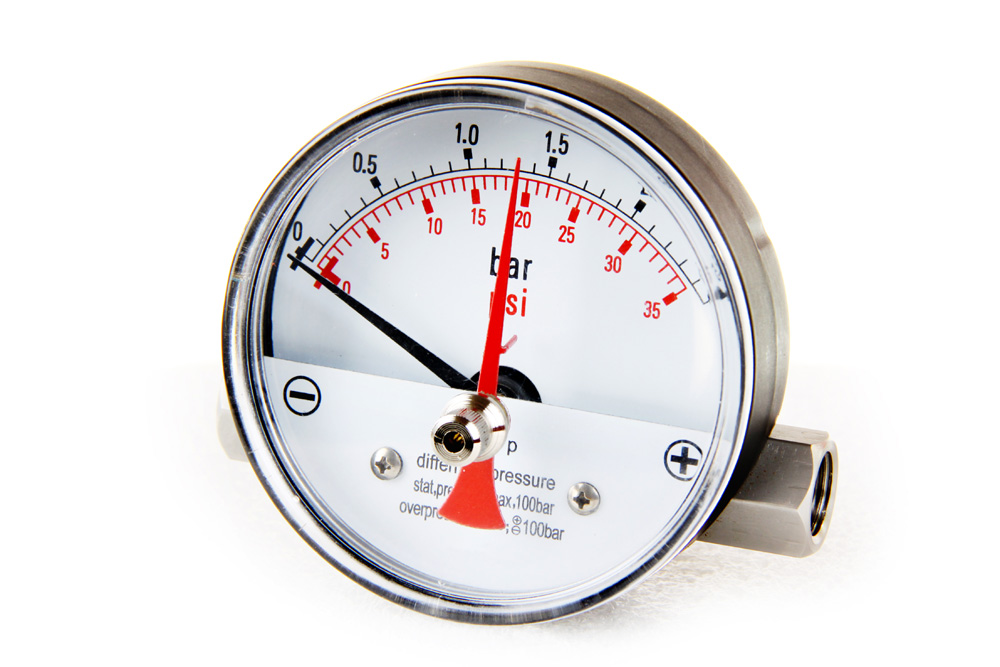 how does a air pressure gauge work