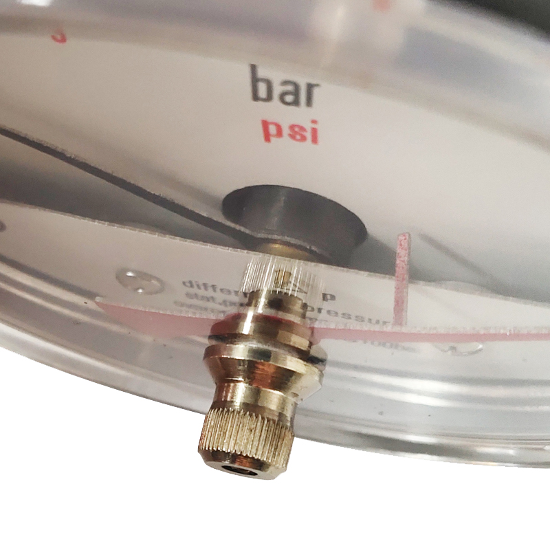 how to use a tyre pressure gauge