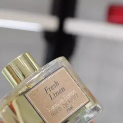 Factory direct Fresh linen Amber Sandalwood emboss