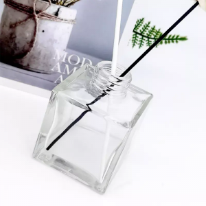 Wholesale Square Clear Reed Diffuser Bottle Glass 