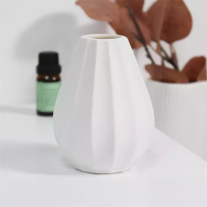 European style home fragrance reed diffuser bottle