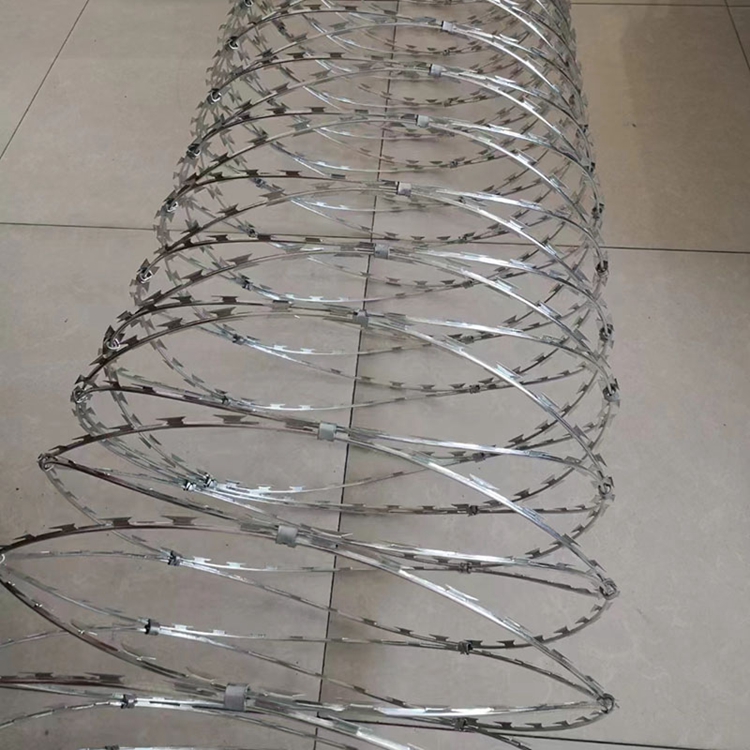 Durable Vinyl-Coated Chain Link Fencing for Enhanced Security and Aesthetics