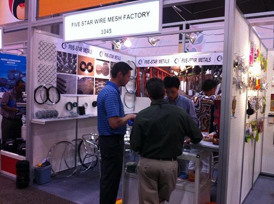 Поставщики цветных зонтиков