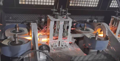 Russian Cnc Square Tube Polishing Machine Has 12 Sets Of Grinding Heads