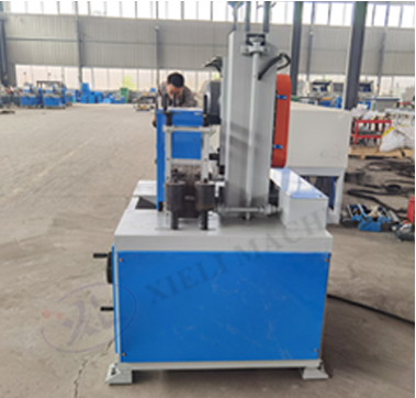 безцентральні компанії інструментів