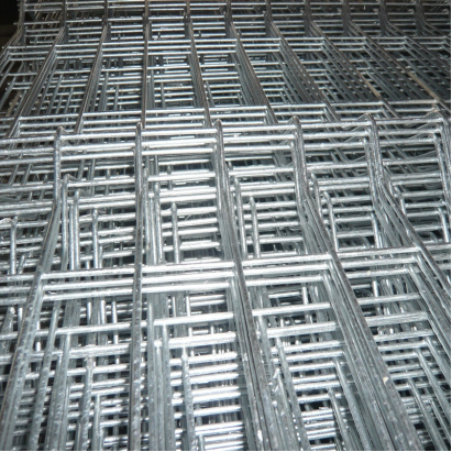 Welded Wire Fencing Rolls for Vine Support Structures