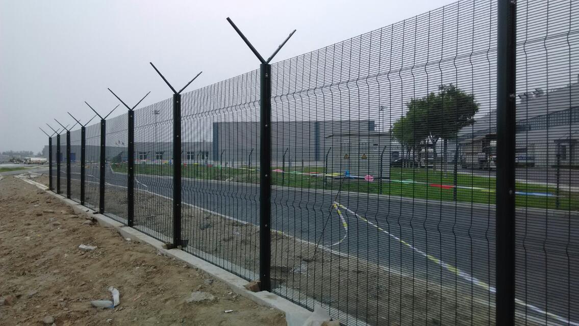 358 Anti Climb Welded Wire Mesh Fence for High Security
