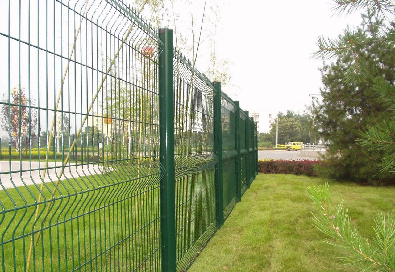 Mesh Welded Panels for Machine Guarding and Safety.