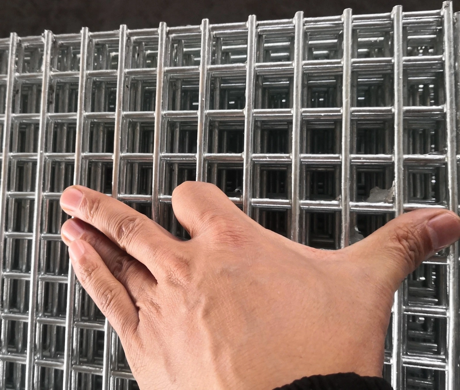 Protect Your Property with Galvanized Welded Wire Mesh