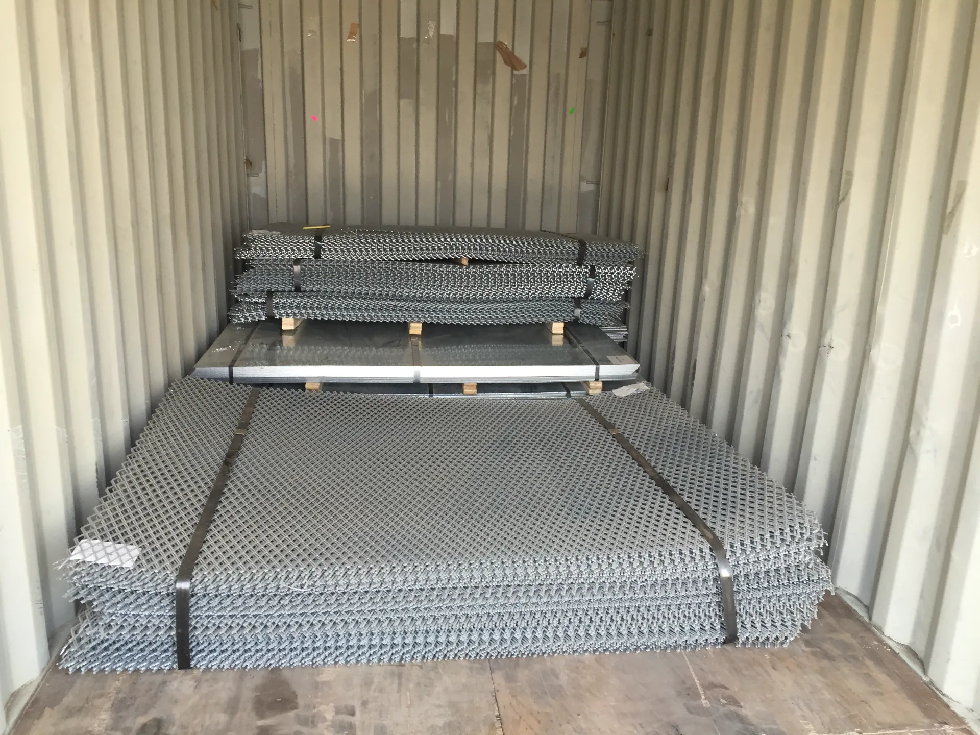 Choose Galvanized Expanded Metal Mesh