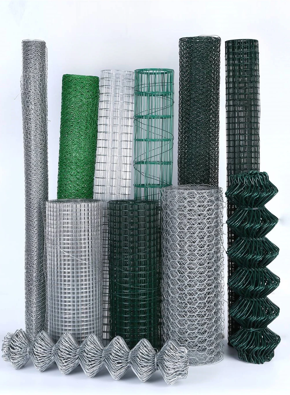 The Manufacturing Process and Main Application Areas of Welded Wire Fencing Rolls