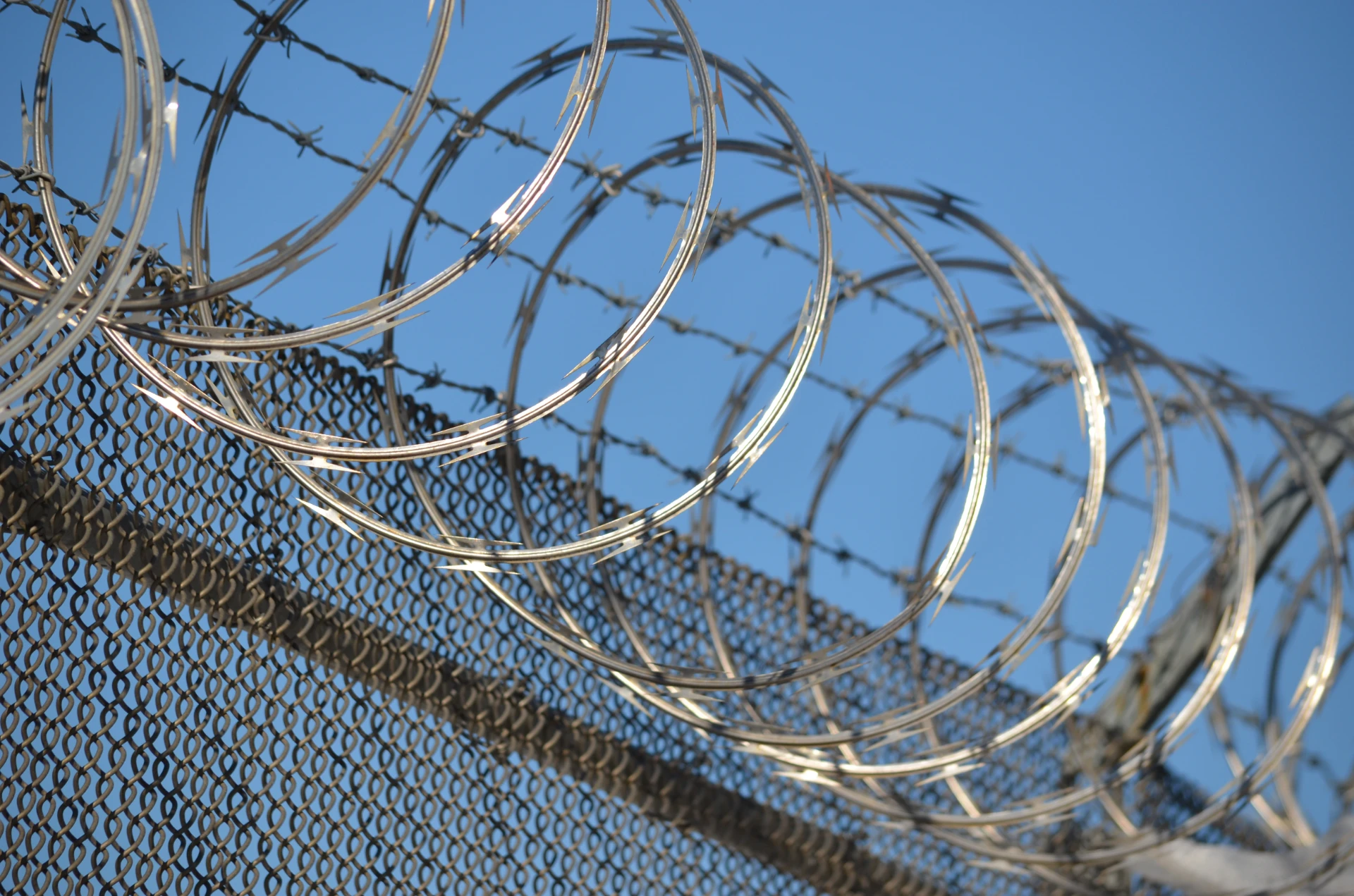 Law and Ethics: Regulations for the Use of Razor Barbed Wire