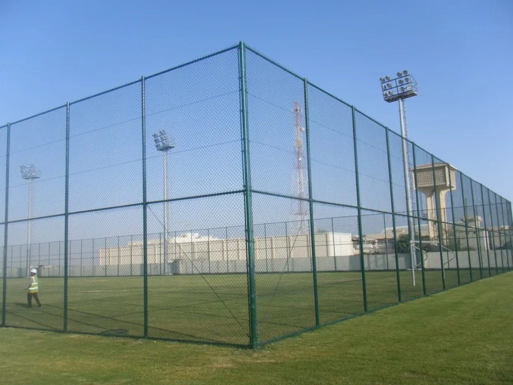 Characteristics and Advantages of Chain Link Wire Mesh Fence