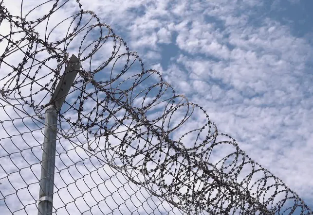 Airport Security Fence Export Pricing and Suppliers Comparison Analysis Airport Security Fence Export Pricing and Suppliers Comparison Analysis