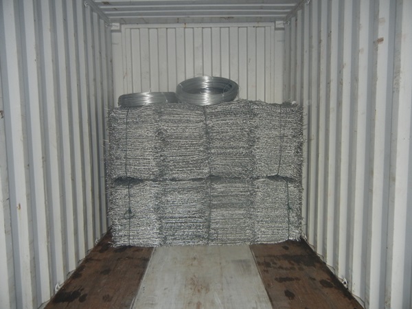 Wholesale Decorative Spear Top Picket Fence for Stylish Outdoor Spaces